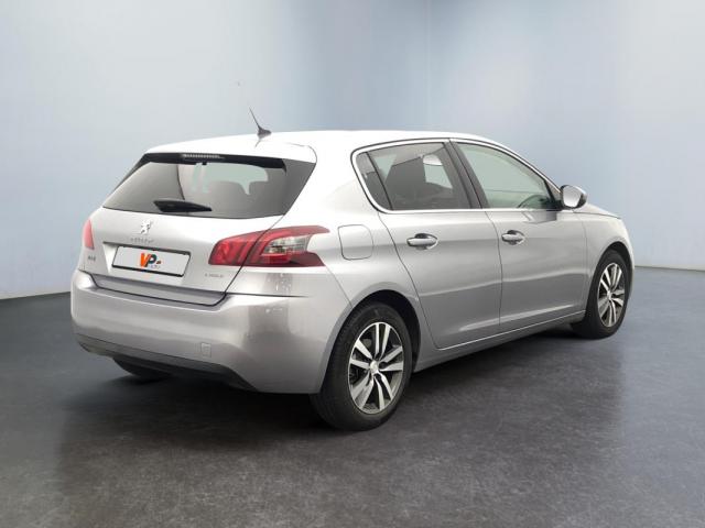 Peugeot 308 image 8
