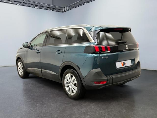 Peugeot 5008 image 1