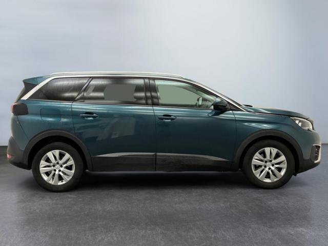 Peugeot 5008 image 3