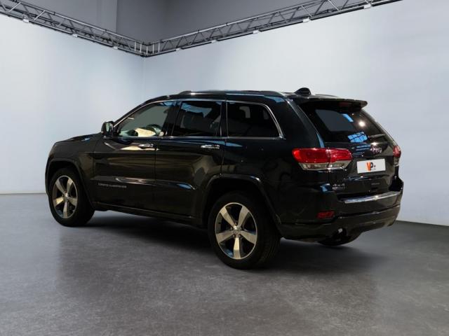 Jeep Grand Cherokee image 8