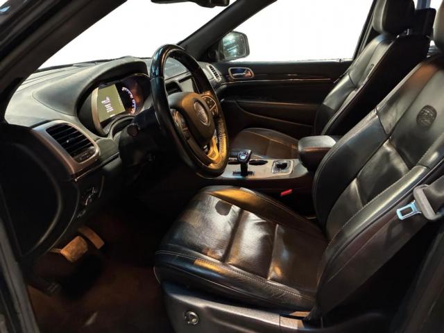 Jeep Grand Cherokee image 4