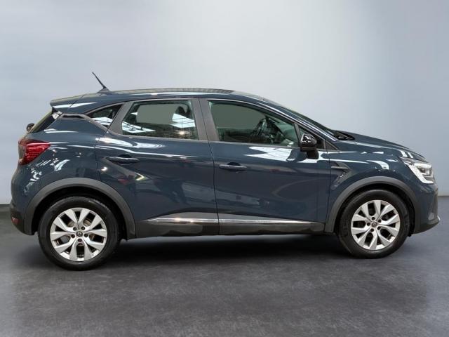 Renault Captur image 2