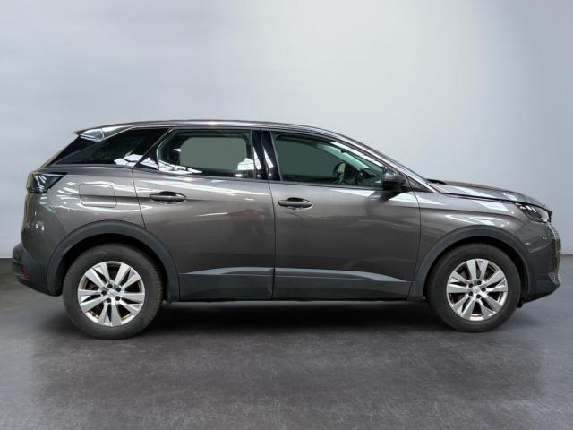 Peugeot 3008 image 2