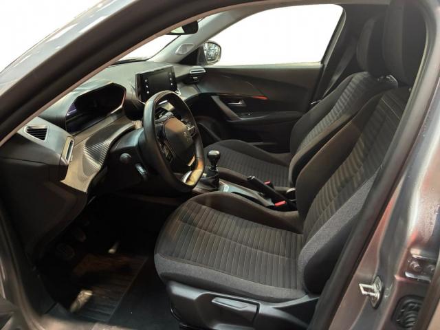 Peugeot 2008 image 6