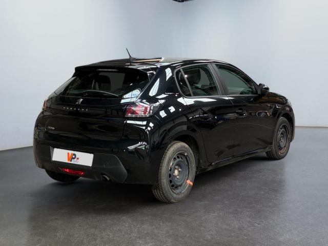 Peugeot 208 image 8