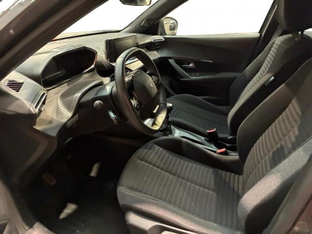 Peugeot 2008 image 3