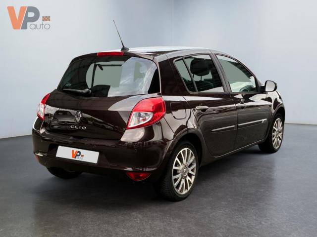 Renault Clio image 2
