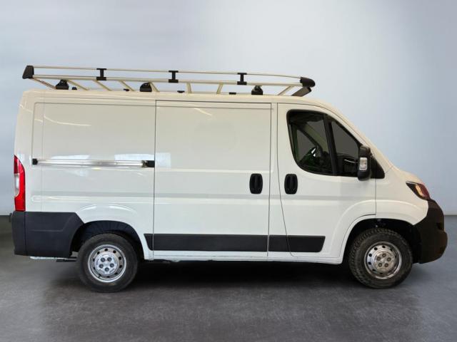 Peugeot Boxer image 1