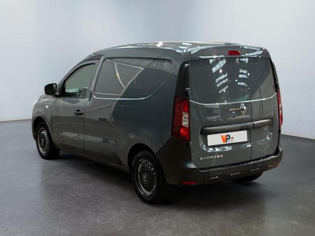 Renault Express Van image 6