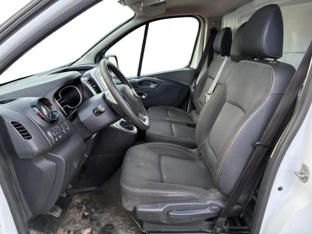 Renault Trafic image 3