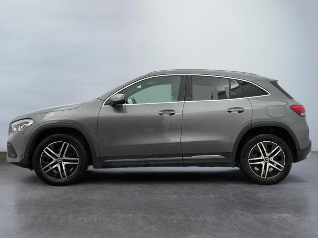 Mercedes Benz Gla image 6
