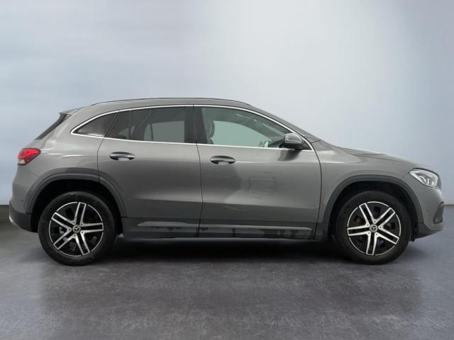 Mercedes Benz Gla image 7