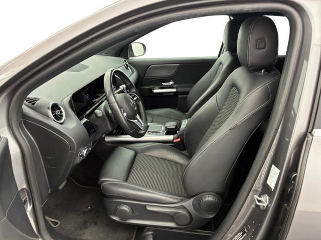 Mercedes Benz Gla image 1