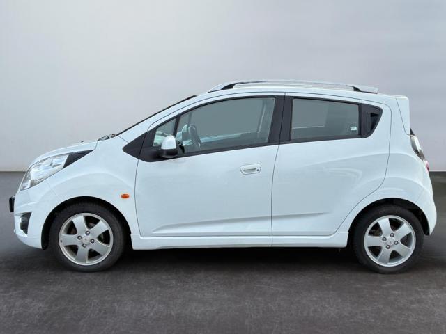 Chevrolet Spark image 1