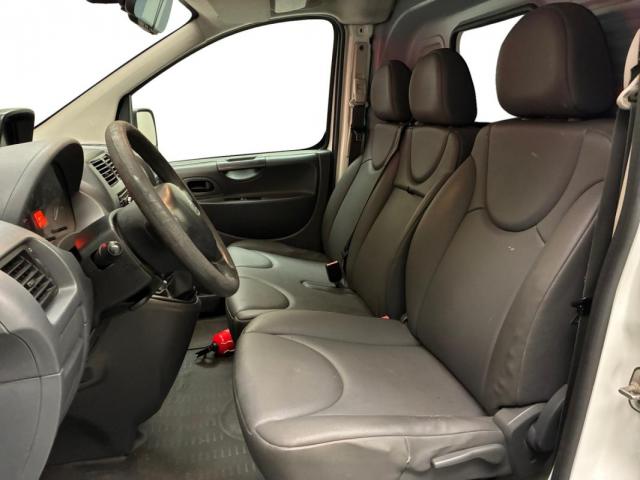 Peugeot Expert image 8