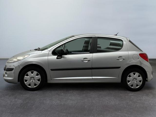 Peugeot 207 image 4