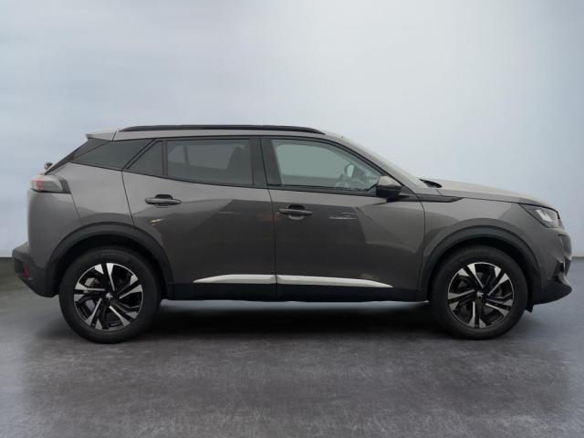 Peugeot 2008 image 3