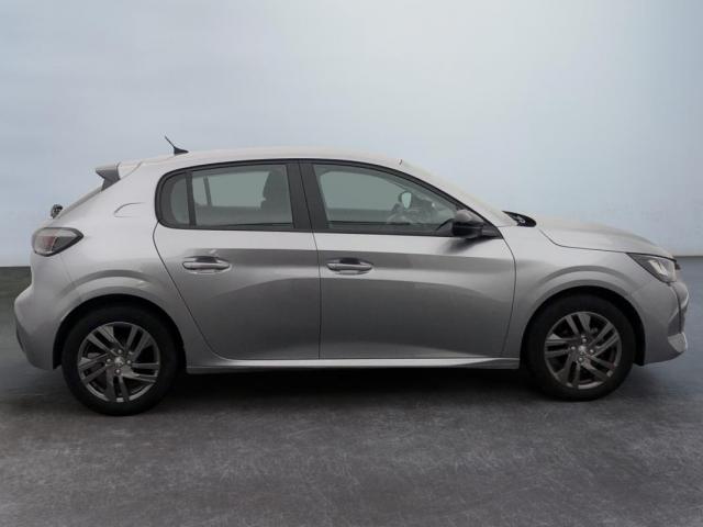 Peugeot 208 image 7