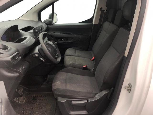 Peugeot Partner image 2