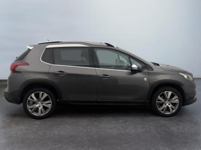 Peugeot 2008 image 2
