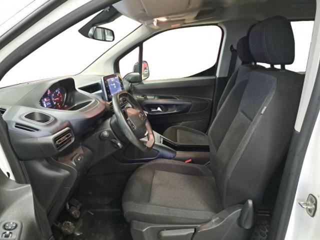 Peugeot Rifter image 4