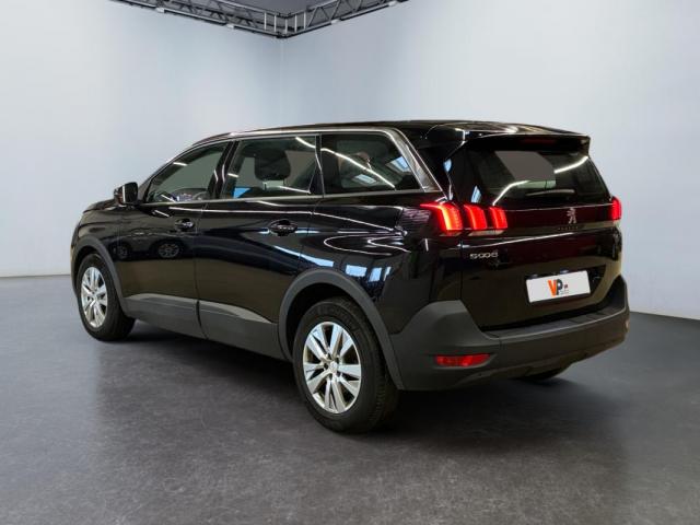 Peugeot 5008 image 8