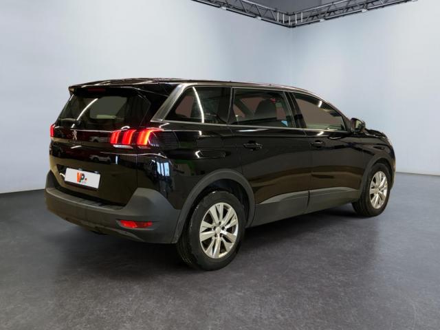 Peugeot 5008 image 3