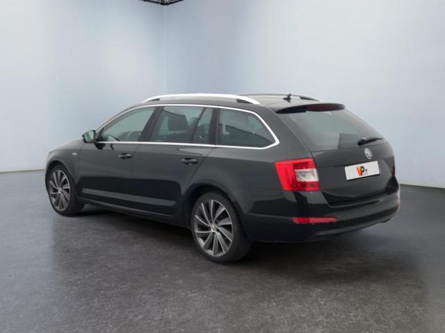 Skoda Octavia image 5