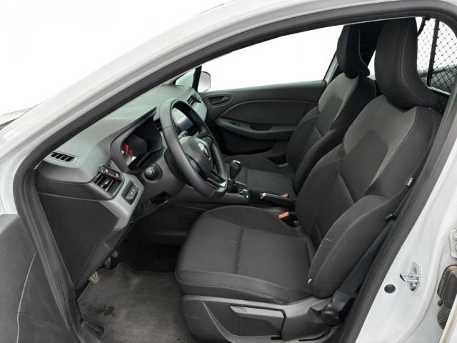 Renault Clio image 2