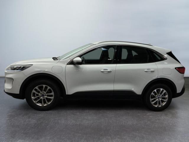Ford Kuga image 2