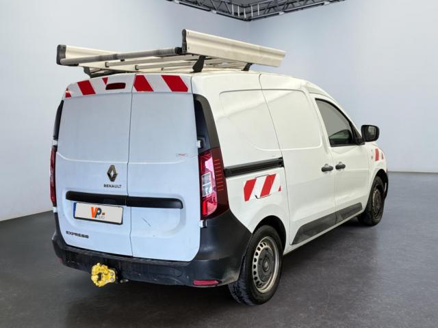 Renault Express Van image 6