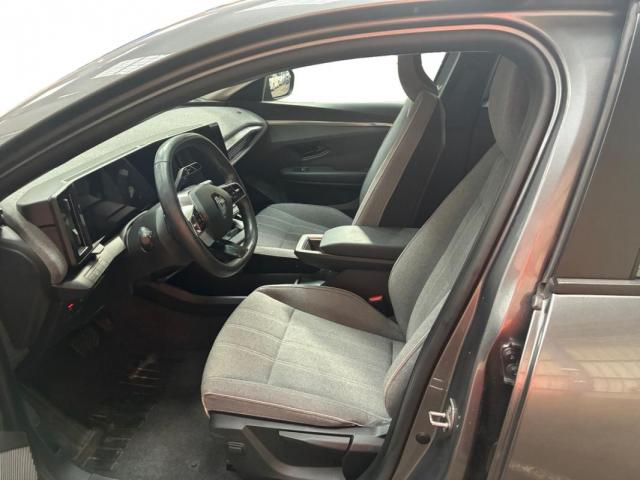 Renault Mégane E-Tech image 8