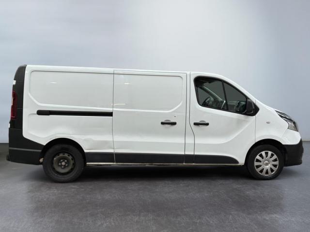 Renault Trafic image 3