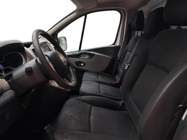 Renault Trafic image 1