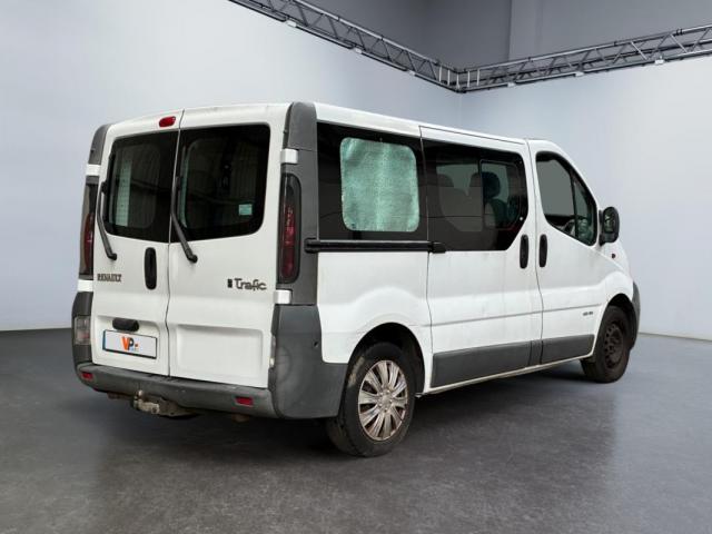 Renault Trafic image 8