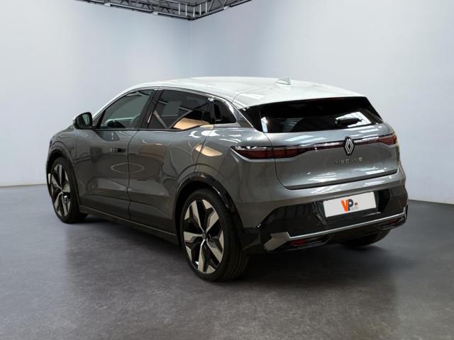 Renault Mégane E-Tech image 8