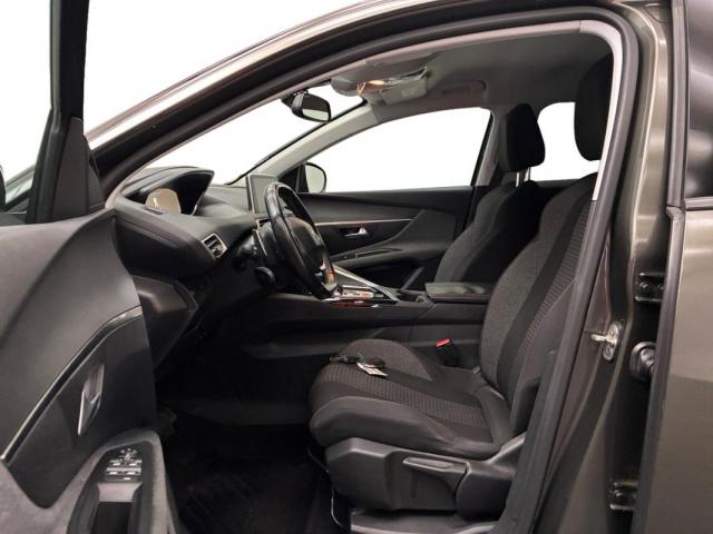Peugeot 3008 image 4