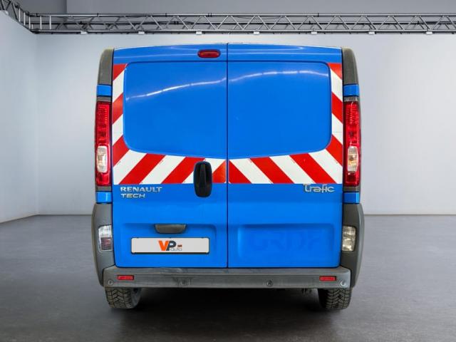 Renault Trafic image 2