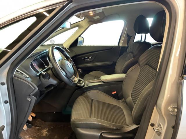 Renault Grand Scénic image 8