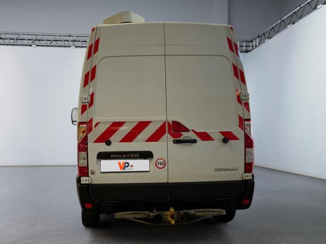 Renault Master image 2