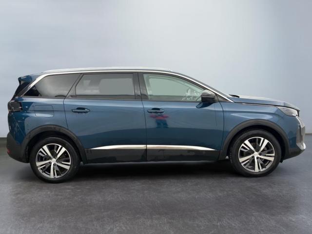 Peugeot 5008 image 3