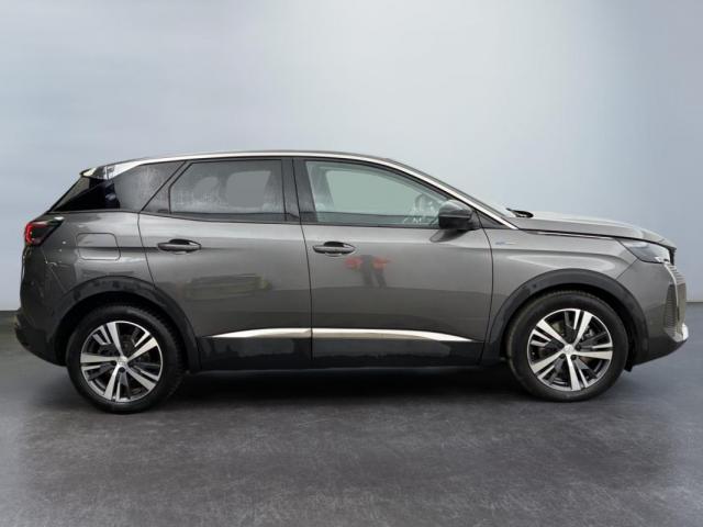 Peugeot 3008 image 2