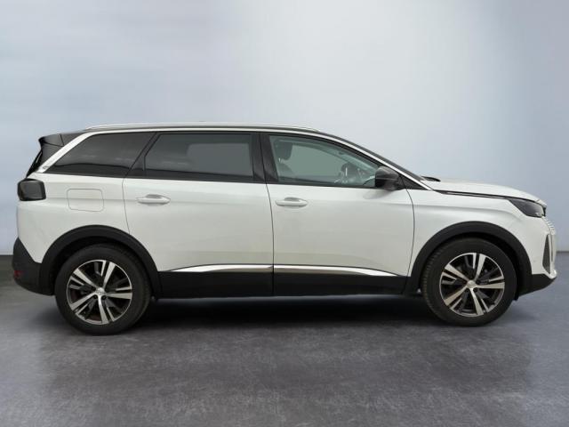 Peugeot 5008 image 8
