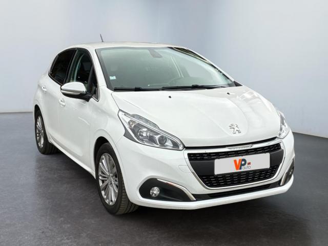 Peugeot 208 image 5