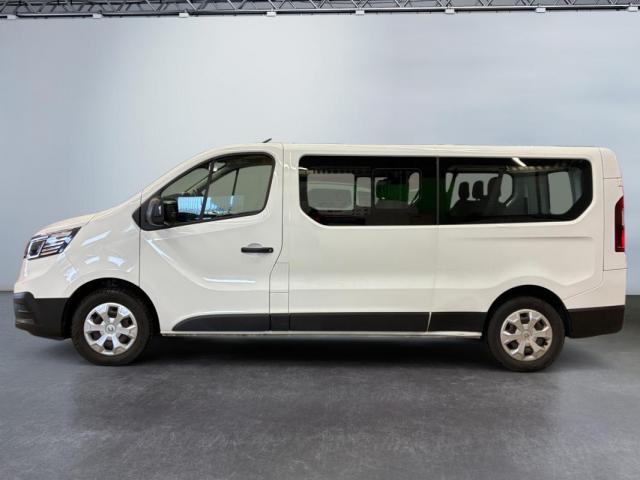 Renault Trafic image 8