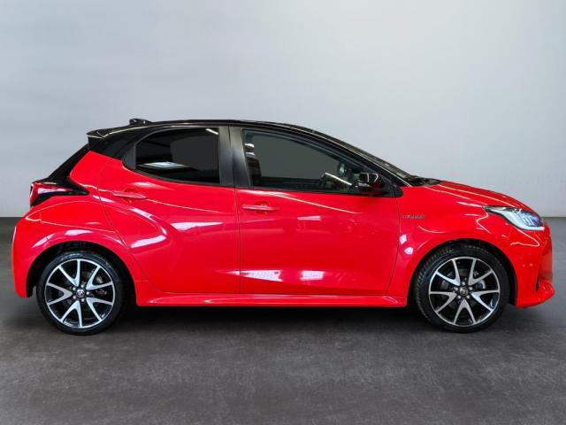 Toyota Yaris image 8