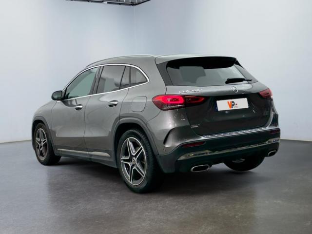 Mercedes Benz Gla image 1