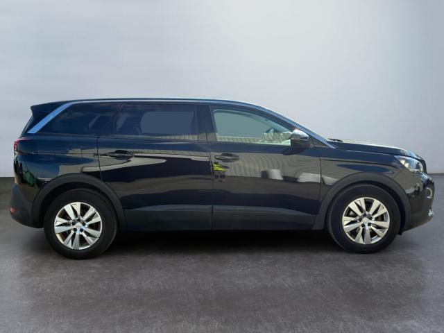 Peugeot 5008 image 6