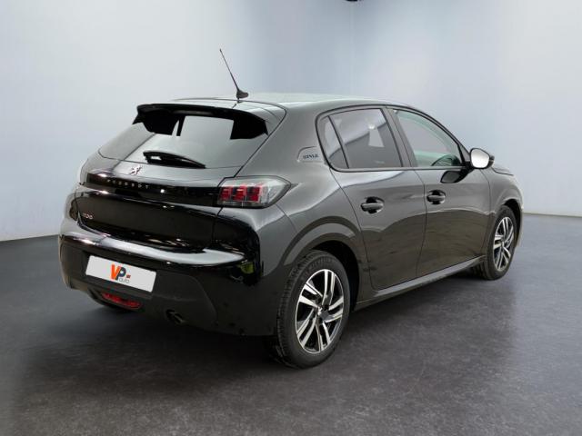 Peugeot 208 image 1