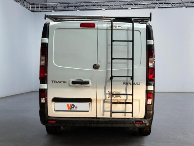 Renault Trafic image 8
